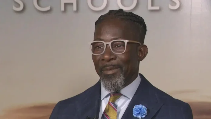 iowa school superintendent ian roberts