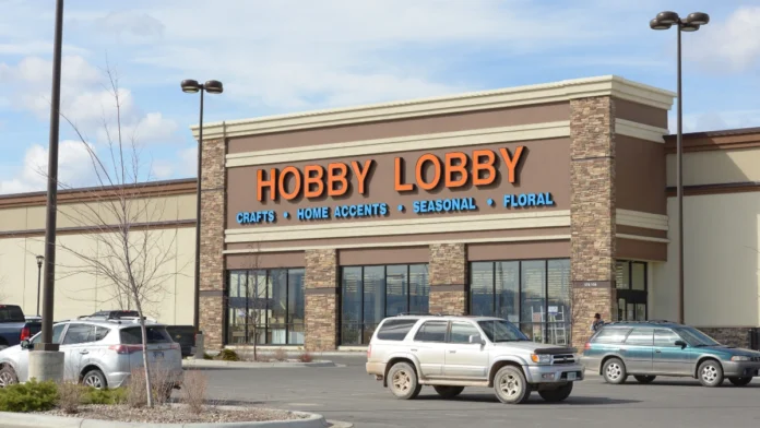 is hobby lobby open on labor day 2025