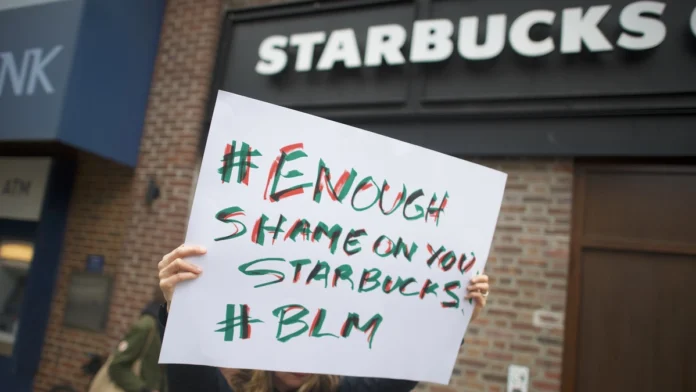 starbucks closing stores