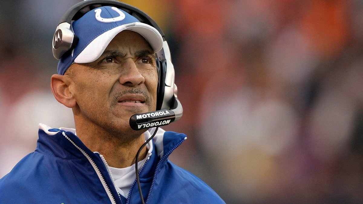 The Dungy Difference | A Leadership Philosophy Rooted in Mentorship