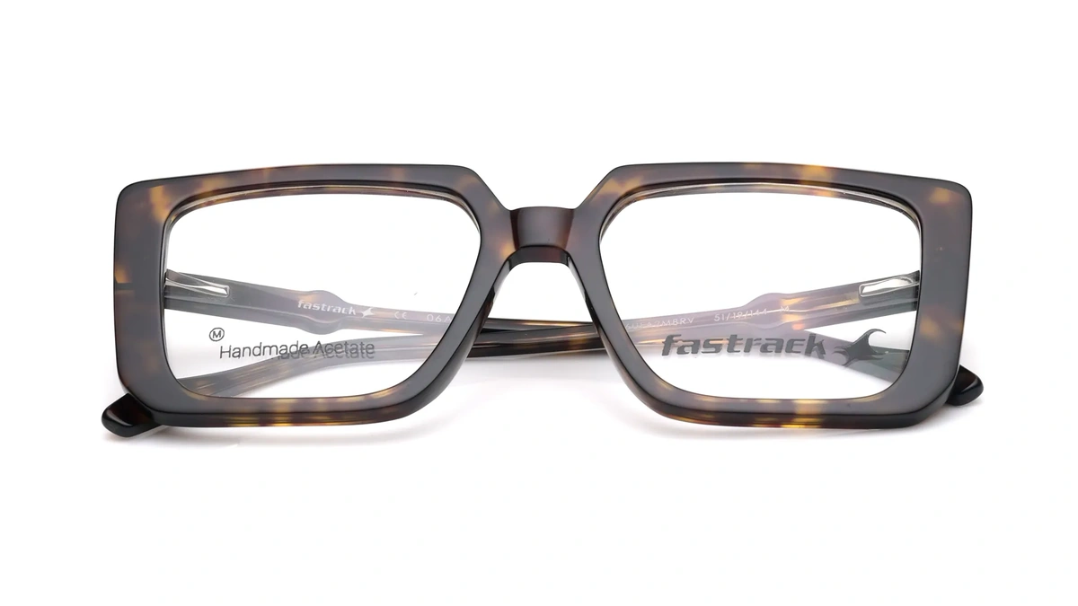 Why Chunky Frames Are More Than Just a Trend
