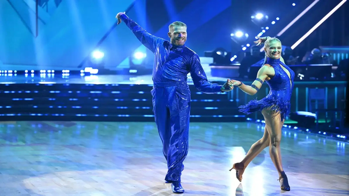 Cheryl Burke's Emotional Farewell | More Than Just a Retirement