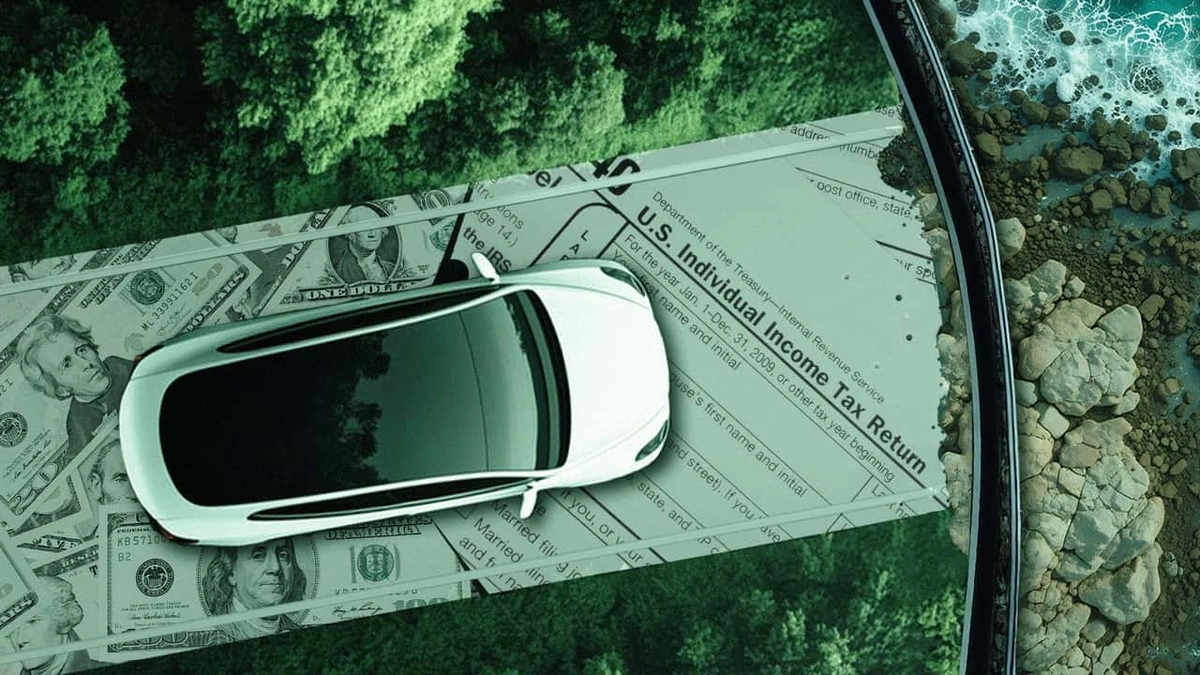 TheEV Tax CreditExplained (Briefly)