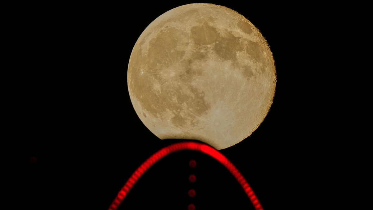 What Makes This Supermoon So Special?